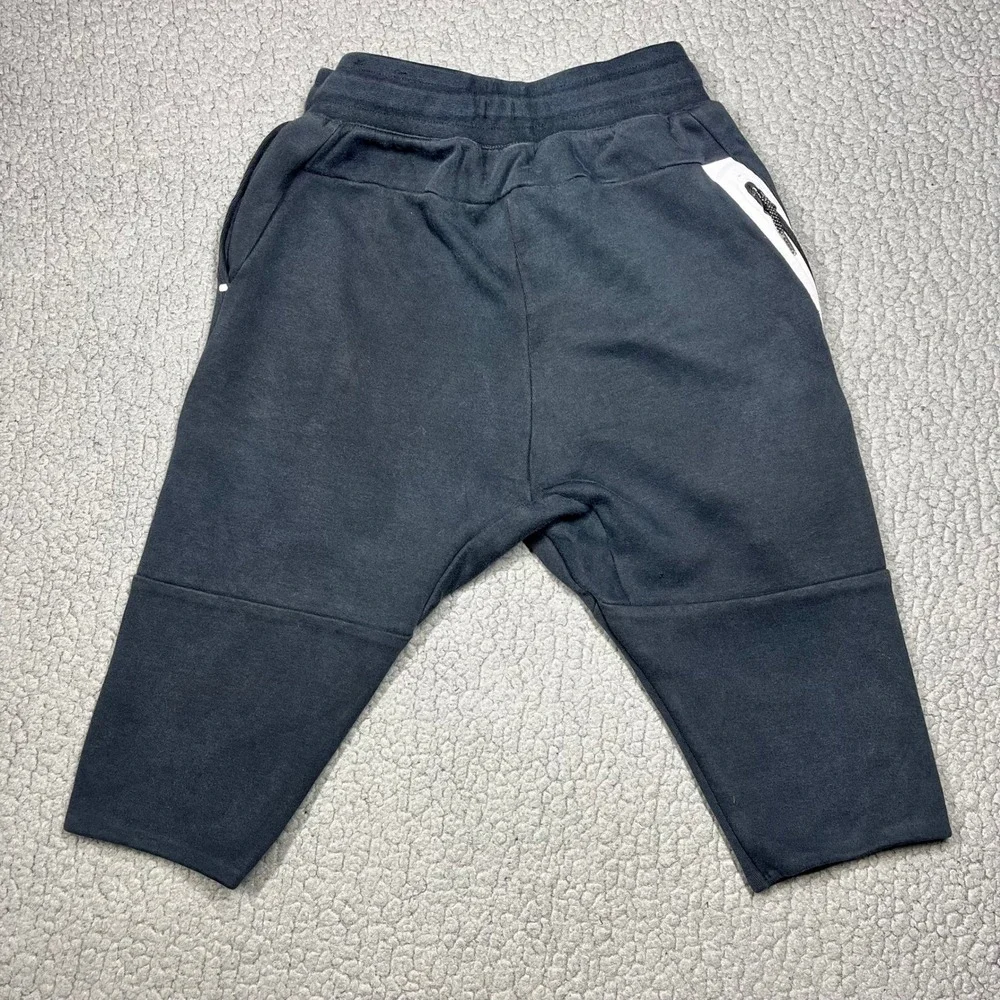 Nike Kids Sportswear Tech Fleece Cropped‎ Jogger Pants Black AQ9677-010 Medium